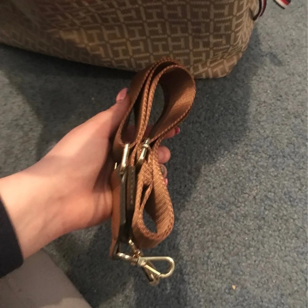 Tommy Hilfiger purse